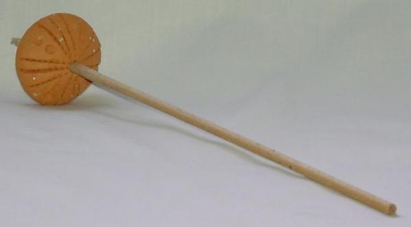 Spindel mit Tonwirtel