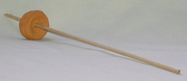 Spindel mit Tonwirtel